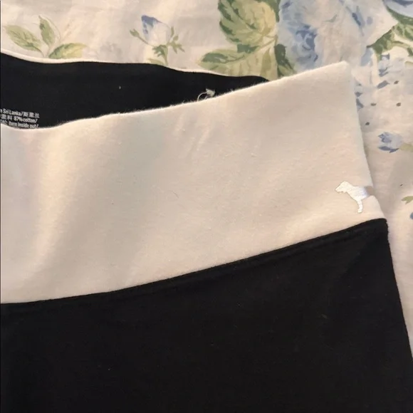 Victoria’s Secret pink sequin dog leggings - Picture 3 of 5